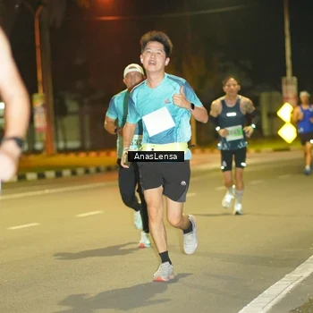 Runner Photo 8794569