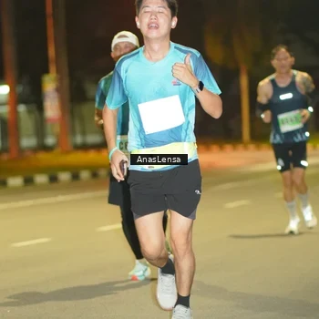 Runner Photo 8794585