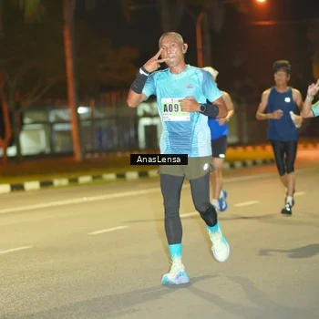 Runner Photo 8794648