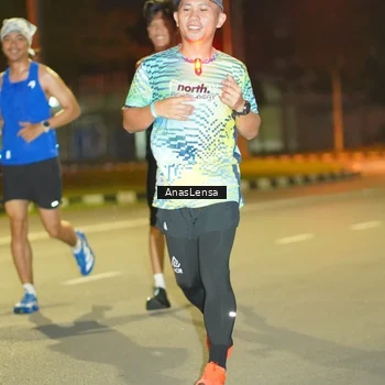 Runner Photo 8794666