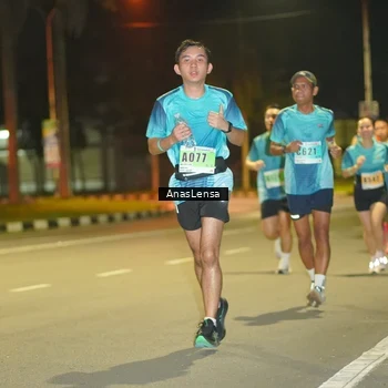 Runner Photo 8794667