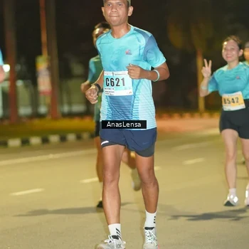 Runner Photo 8794691