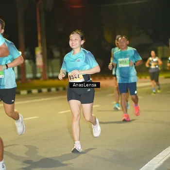 Runner Photo 8794692