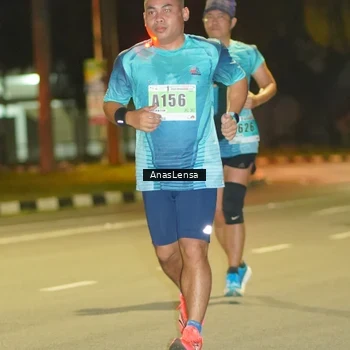 Runner Photo 8794709