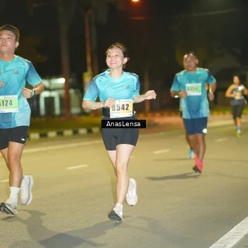 Runner Photo 8794715