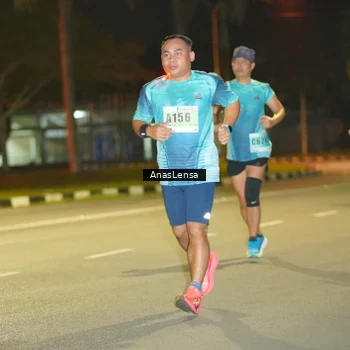 Runner Photo 8794734