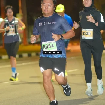 Runner Photo 8794755