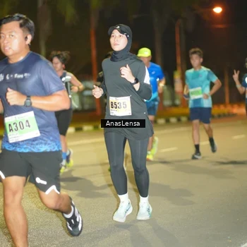 Runner Photo 8794793
