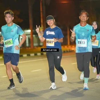 Runner Photo 8794806