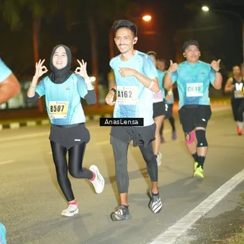 Runner Photo 8794826