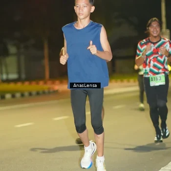 Runner Photo 8794871