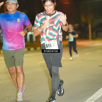 Runner Photo 8794910