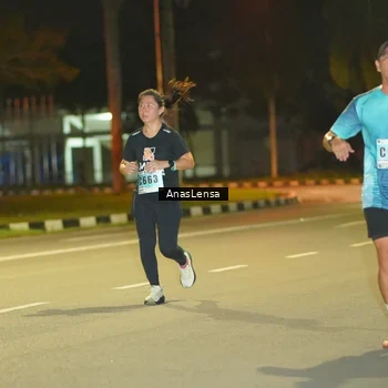Runner Photo 8794922