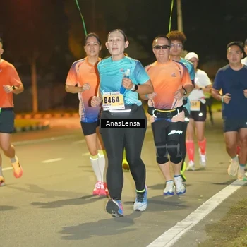 Runner Photo 8794956