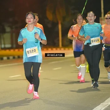 Runner Photo 8794957