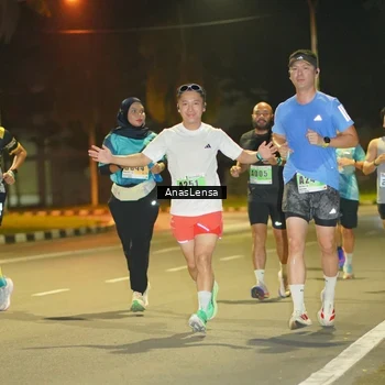 Runner Photo 8795010