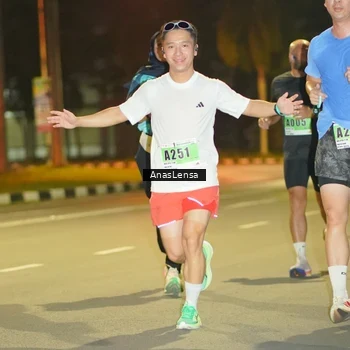 Runner Photo 8795027