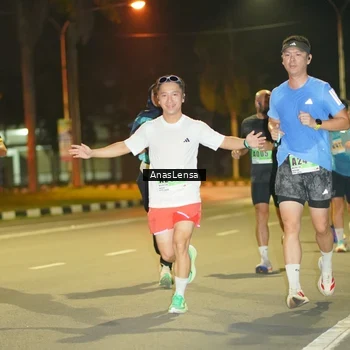 Runner Photo 8795028