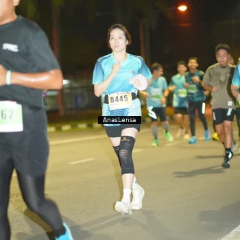 Runner Photo 8795125