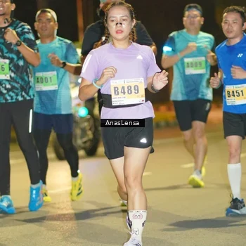 Runner Photo 8795140
