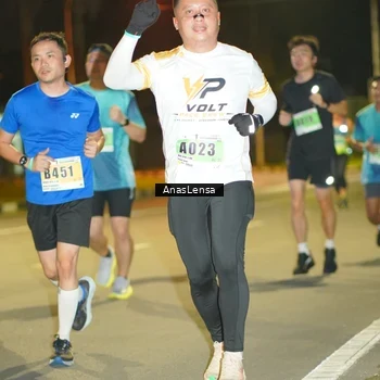 Runner Photo 8795163