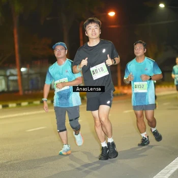 Runner Photo 8795180