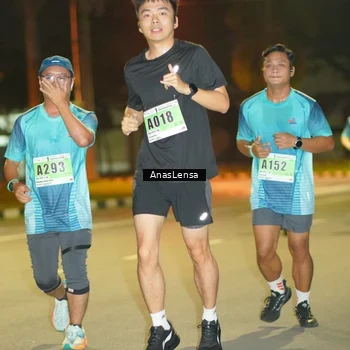 Runner Photo 8795181