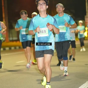 Runner Photo 8795224
