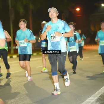 Runner Photo 8795261