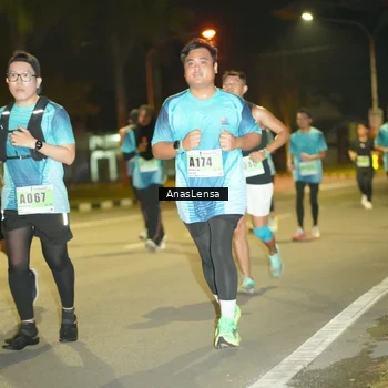Runner Photo 8795274