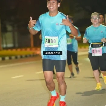 Runner Photo 8795276