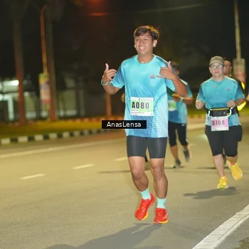 Runner Photo 8795279