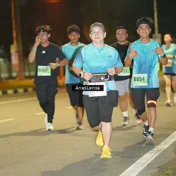 Runner Photo 8795298