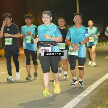 Runner Photo 8795299