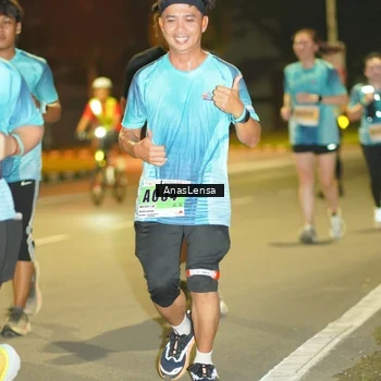 Runner Photo 8795321