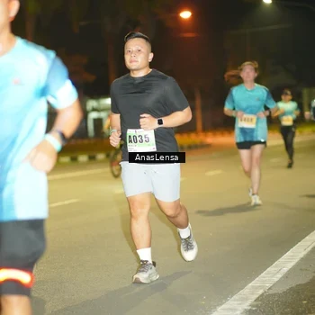 Runner Photo 8795338