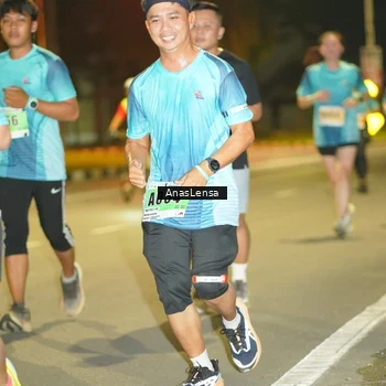 Runner Photo 8795340