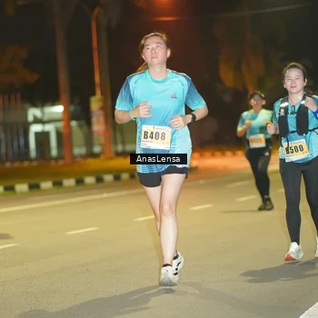 Runner Photo 8795341