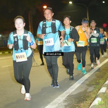 Runner Photo 8795382