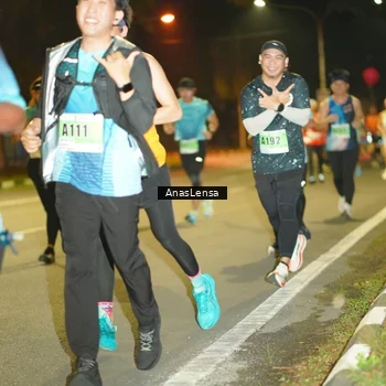 Runner Photo 8795398