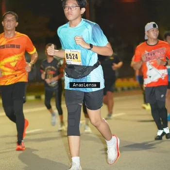 Runner Photo 8795468