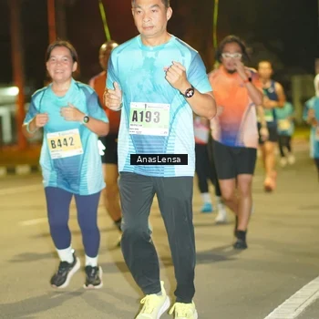 Runner Photo 8795499