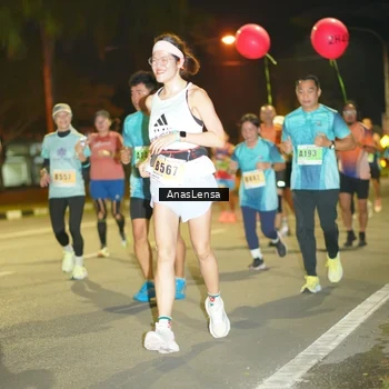 Runner Photo 8795501
