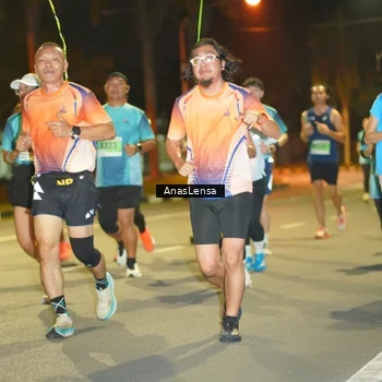 Runner Photo 8795524