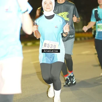 Runner Photo 8795562