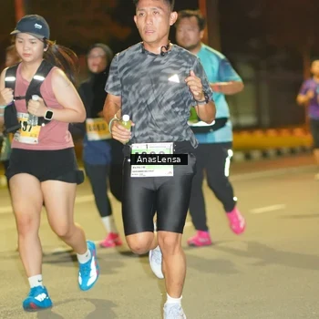 Runner Photo 8795594