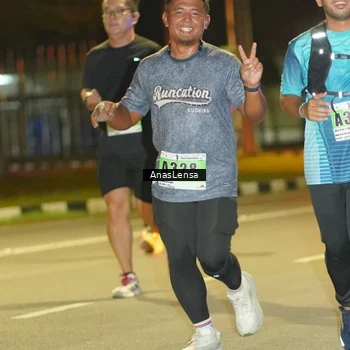Runner Photo 8795648