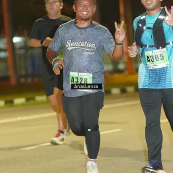 Runner Photo 8795656