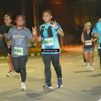 Runner Photo 8795658