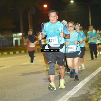 Runner Photo 8795666